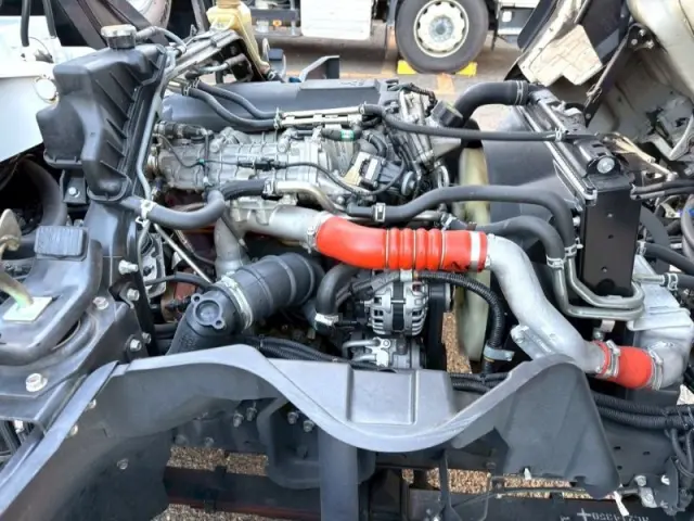 三菱 キャンター 2PG-FEB90の写真26