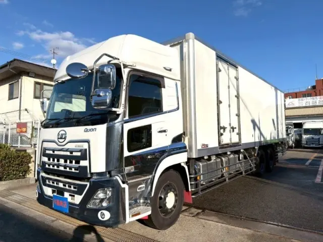 ＵＤ クオン 2PG-CD5CA(6x2)の写真1