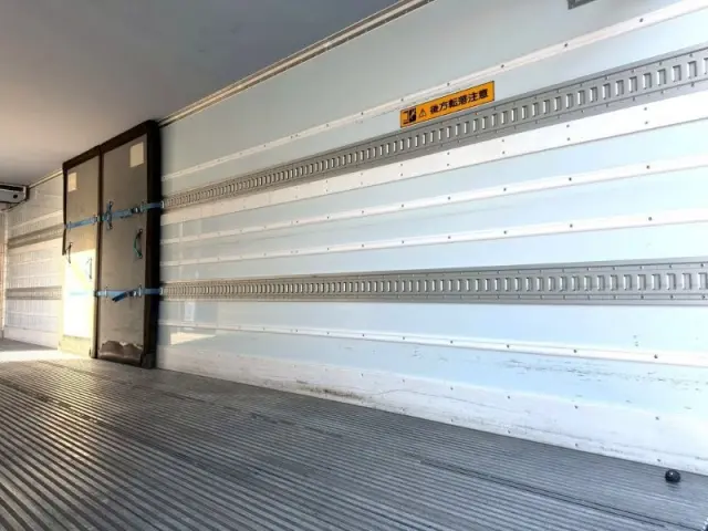 ＵＤ クオン 2PG-CD5CA(6x2)の写真10