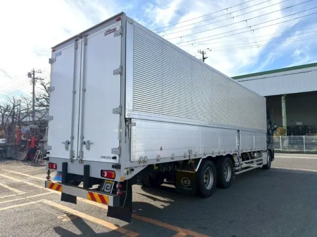 ＵＤ クオン 2PG-CD5CA(6x2)の写真3