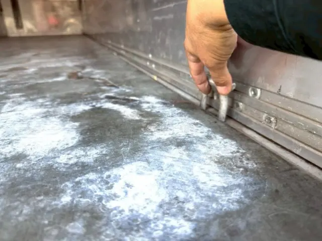 ＵＤ クオン 2PG-CD5CA(6x2)の写真14