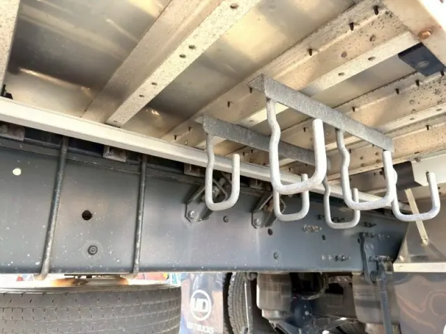 ＵＤ クオン 2PG-CD5CA(6x2)の写真19