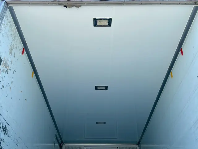 いすゞ エルフ 2RG-NPR88YN(2WD)の写真14