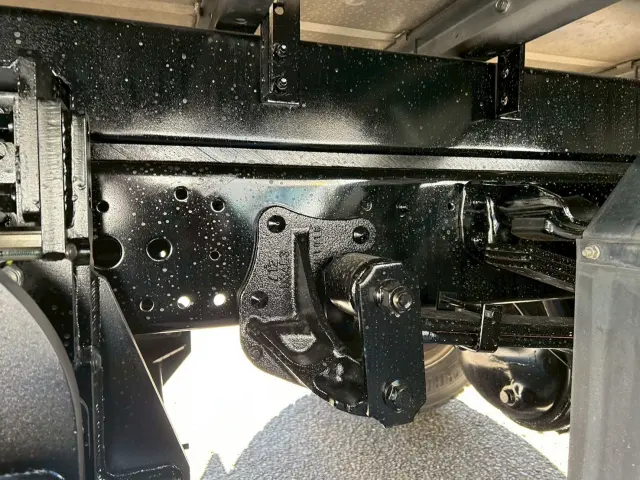 いすゞ エルフ 2RG-NPR88YN(2WD)の写真21