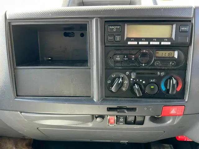 いすゞ エルフ 2RG-NPR88YN(2WD)の写真29