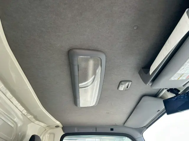 いすゞ エルフ 2RG-NPR88YN(2WD)の写真35