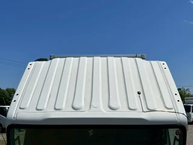 いすゞ エルフ 2RG-NPR88YN(2WD)の写真36