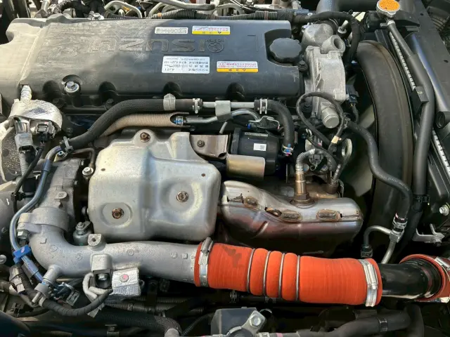 いすゞ エルフ 2RG-NPR88YN(2WD)の写真38