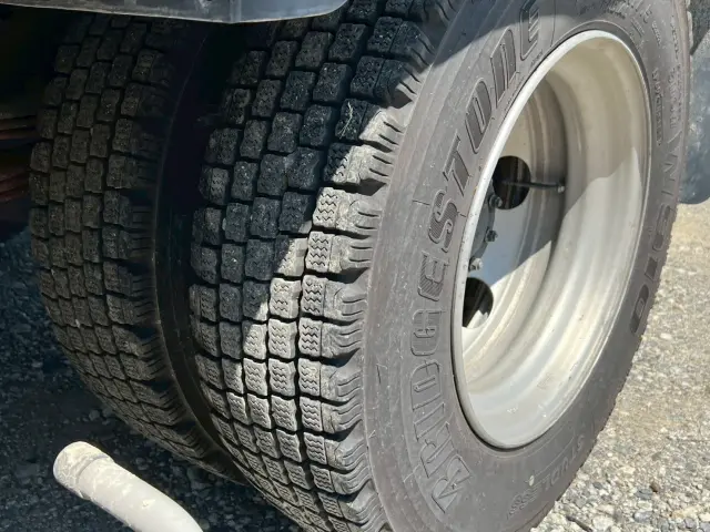 いすゞ エルフ 2RG-NPR88YN(2WD)の写真39