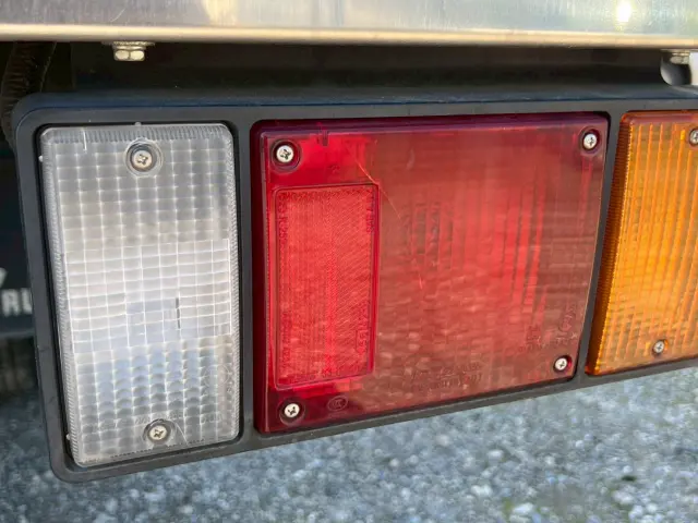 いすゞ エルフ 2RG-NPR88YN(2WD)の写真41