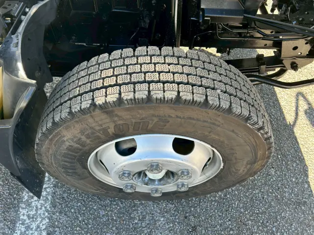 いすゞ エルフ 2RG-NPR88YN(2WD)の写真41