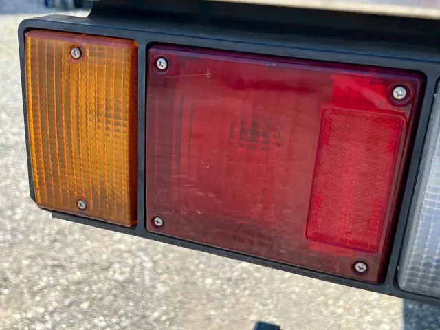 いすゞ エルフ 2RG-NPR88YN(2WD)の写真42