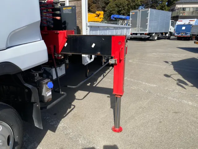 UD コンドル TKG-MK38L(2WD)の写真17