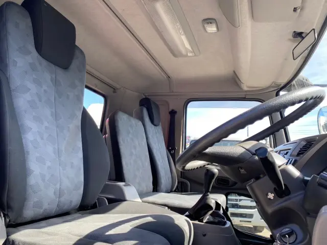 UD コンドル TKG-MK38L(2WD)の写真27