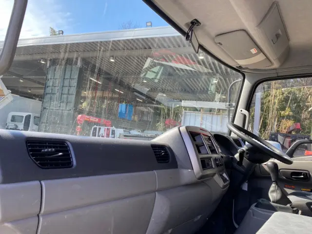 UD コンドル TKG-MK38L(2WD)の写真35