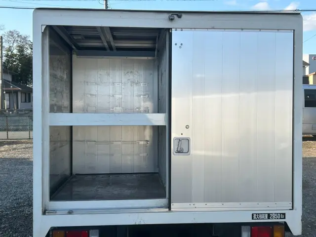 いすゞ エルフ TPG-NMR85AN(2WD)の写真10