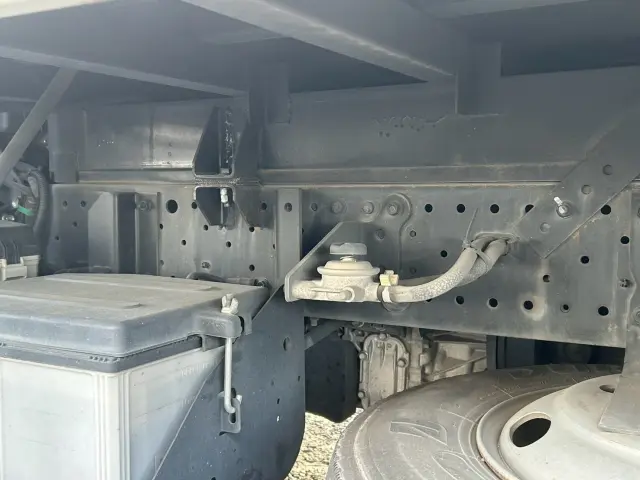 いすゞ エルフ TPG-NMR85AN(2WD)の写真14