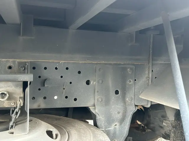 いすゞ エルフ TPG-NMR85AN(2WD)の写真15