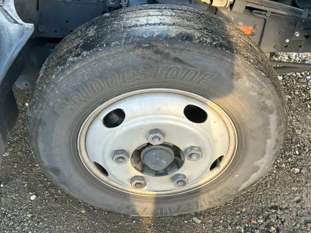 いすゞ エルフ TPG-NMR85AN(2WD)の写真35