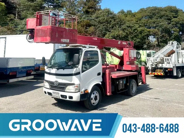 日野 デュトロ BDG-XZU334M(2WD)の写真1