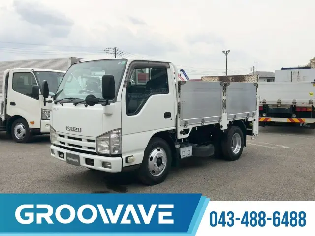 いすゞ エルフ TKG-NKR85A(2WD)の写真1
