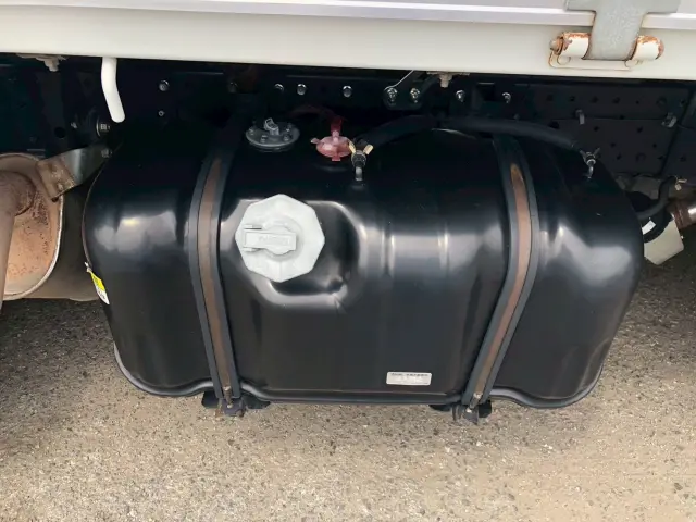 いすゞ エルフ TKG-NKR85A(2WD)の写真23