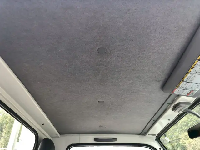 いすゞ エルフ TKG-NKR85A(2WD)の写真32