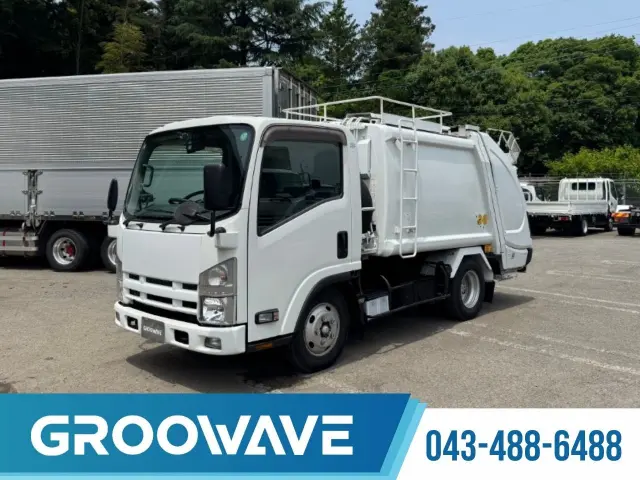 いすゞ エルフ TKG-NMR85AN(2WD)の写真1