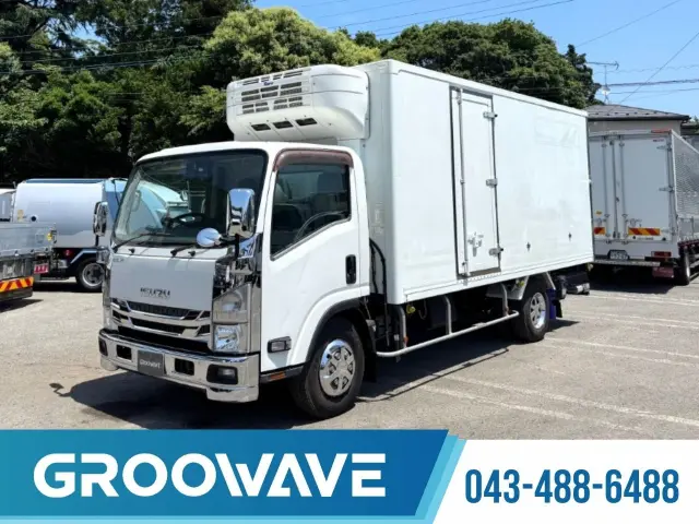 いすゞ エルフ TPG-NPR85YN(2WD)の写真1