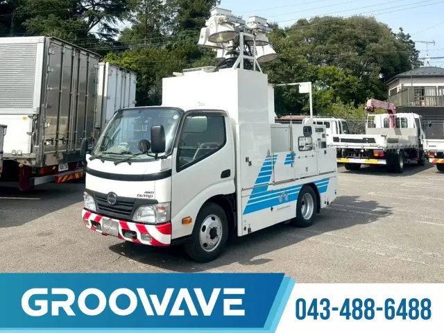 日野 デュトロ BDG-XZU368M(4WD)の写真1