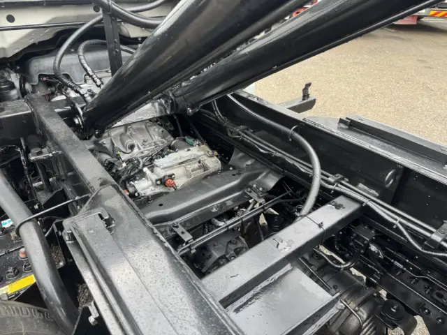 いすゞ エルフ TKG-NKR85AN(2WD)の写真11