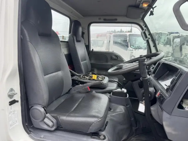 いすゞ エルフ TKG-NKR85AN(2WD)の写真23