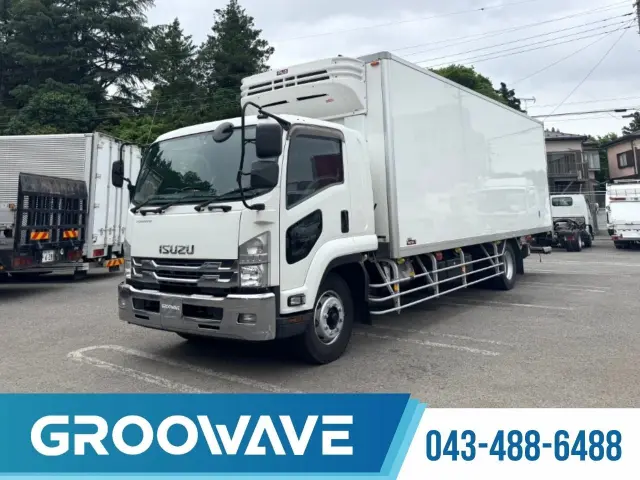 いすゞ フォワード 2PG-FTR90V2(2WD)の写真1