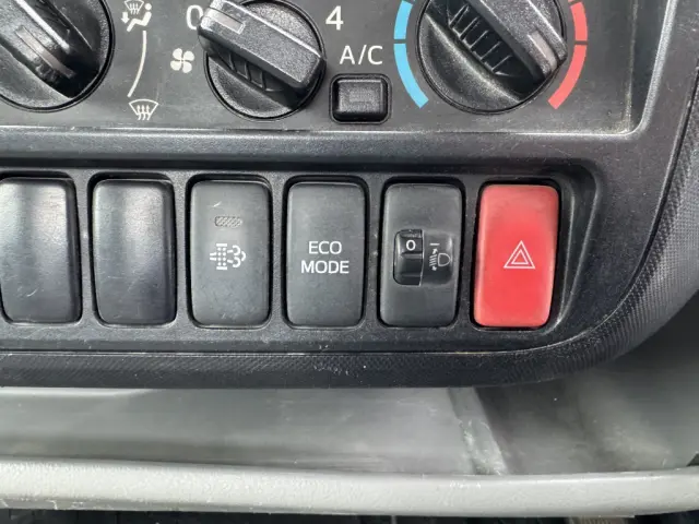 日野 デュトロ TKG-XZU700X(2WD)の写真22