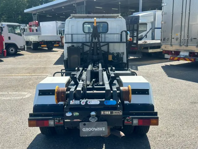 三菱 キャンター TPG-FBA50(2WD)の写真8