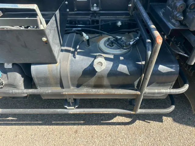 三菱 キャンター TPG-FBA50(2WD)の写真23