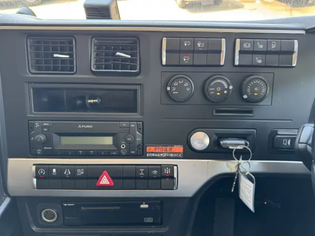 三菱 スーパーグレート 2PG-FV70HZ(6x4)の写真31