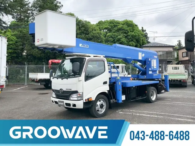 日野 デュトロ TKG-XZU650F(2WD)の写真1