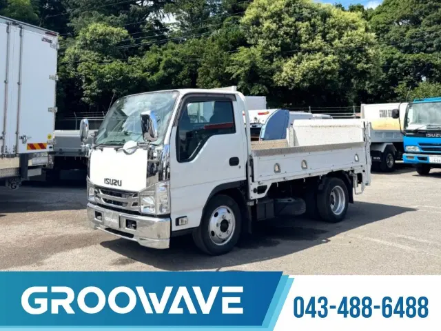 いすゞ エルフ TPG-NKR85A(2WD)の写真1