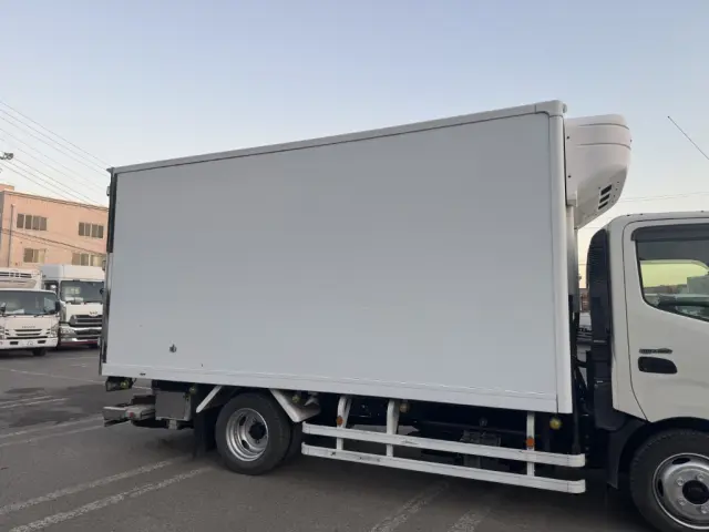 日野 デュトロ TKG-XZU710M(2WD)の写真6