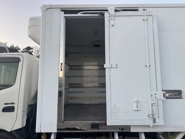 日野 デュトロ TKG-XZU710M(2WD)の写真8