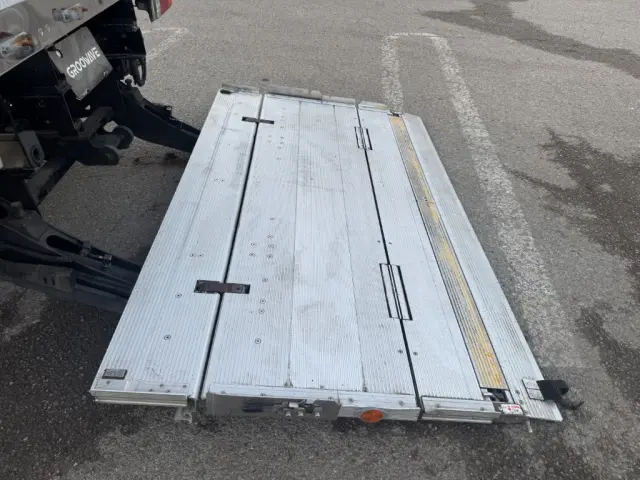 日野 デュトロ TKG-XZU710M(2WD)の写真12