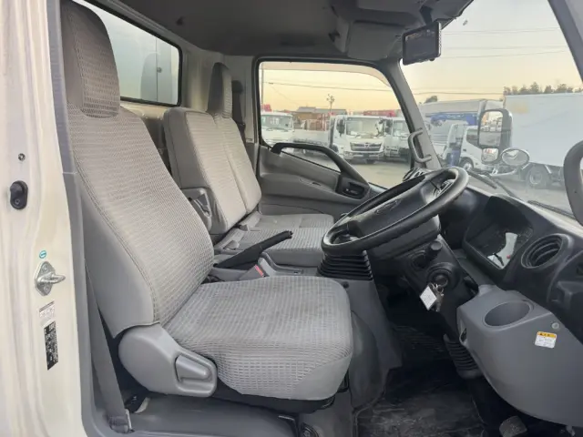 日野 デュトロ TKG-XZU710M(2WD)の写真28