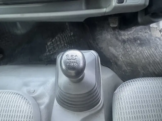 日野 デュトロ TKG-XZU710M(2WD)の写真31