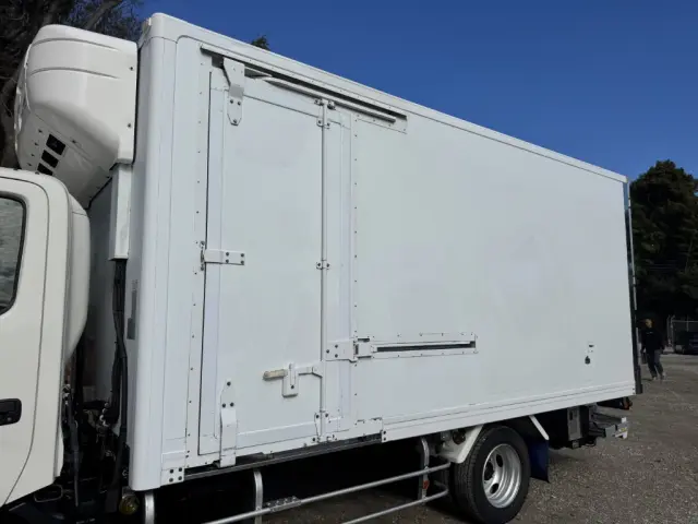 トヨタ ダイナ 2RG-XZU710(2WD)の写真7