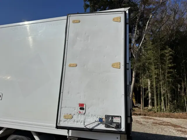 トヨタ ダイナ 2RG-XZU710(2WD)の写真18