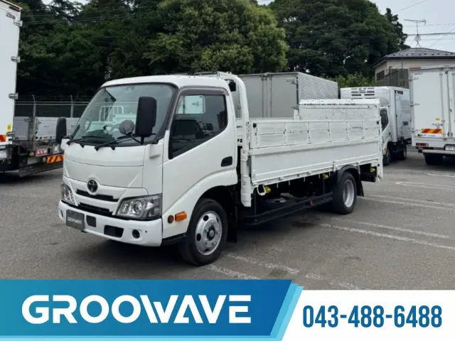 トヨタ ダイナ 2RG-XZU655(2WD)の写真1