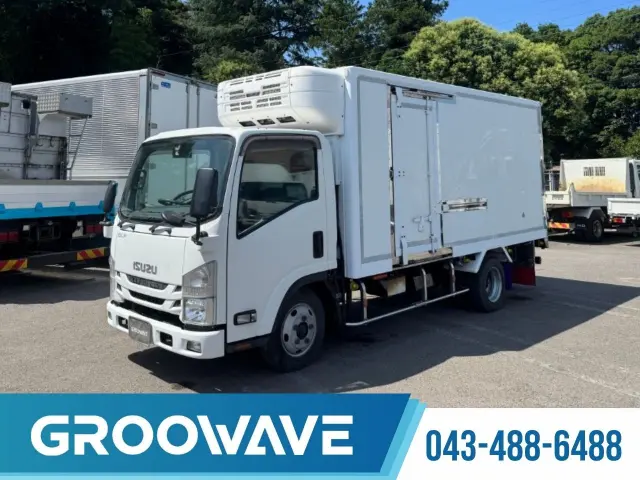 いすゞ エルフ TPG-NMR85AN(2WD)の写真1