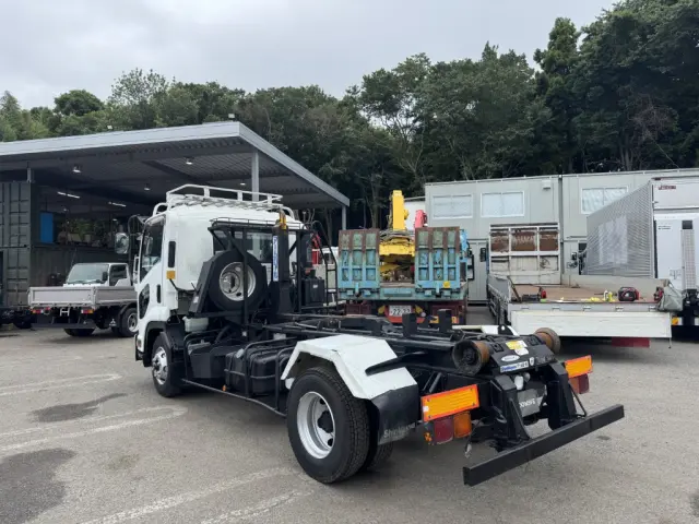 いすゞ フォワード PKG-FRR90S2(2WD)の写真4