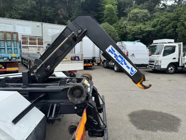 いすゞ フォワード PKG-FRR90S2(2WD)の写真14